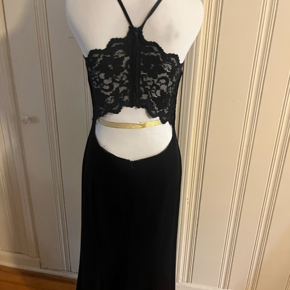 Jolene Prom gown size 6 lace racerback black velvet - Picture 6 of 8